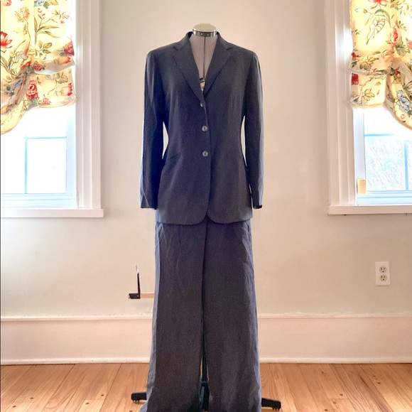 Jones NY, 3 Piece Silk Suit, Size 4 - Picture 6 of 12